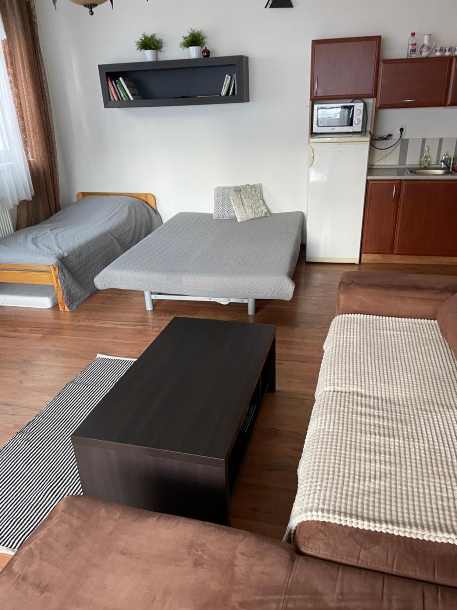 Utulny Apartman Triangel 50M Od Lyziarskeho Vleku Zahradky Доновалы Экстерьер фото